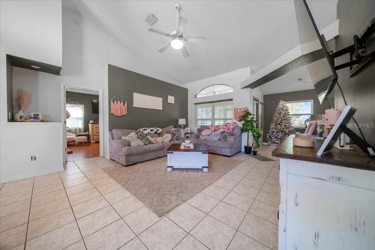 KINGSLAND COUNTRY ESTATE - Residential