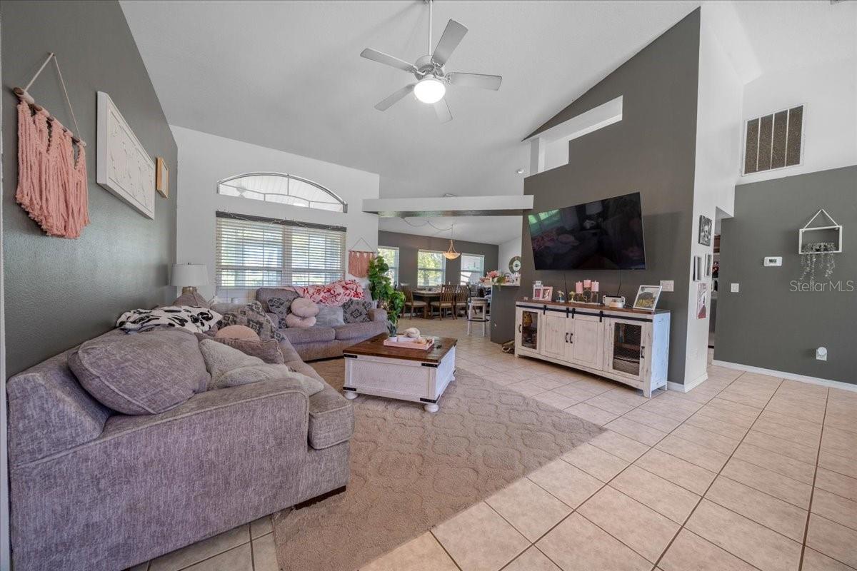 KINGSLAND COUNTRY ESTATE - Residential