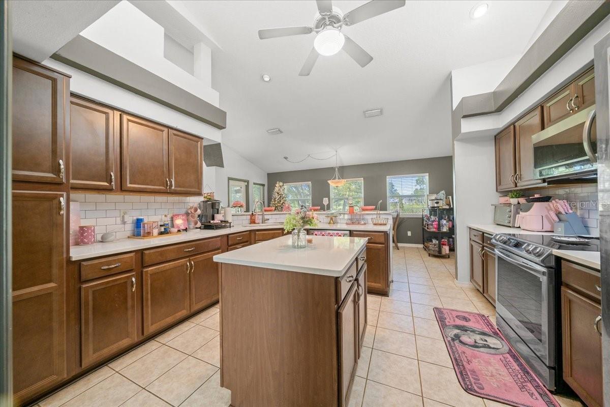 KINGSLAND COUNTRY ESTATE - Residential