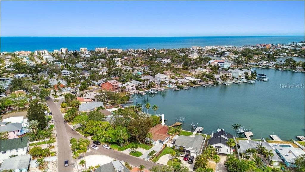 Photo of 425 12th Avenue, Indian Rocks Beach, FL 33785 (MLS # TB8382286)