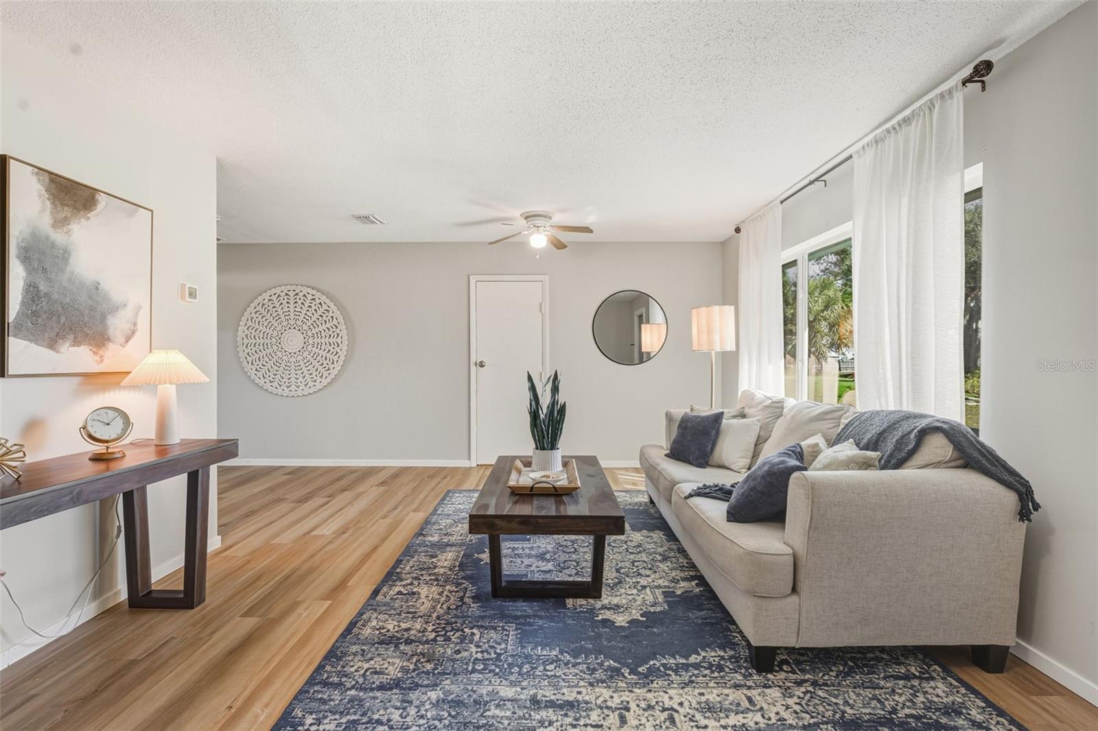 SOUTH VENICE - Residential