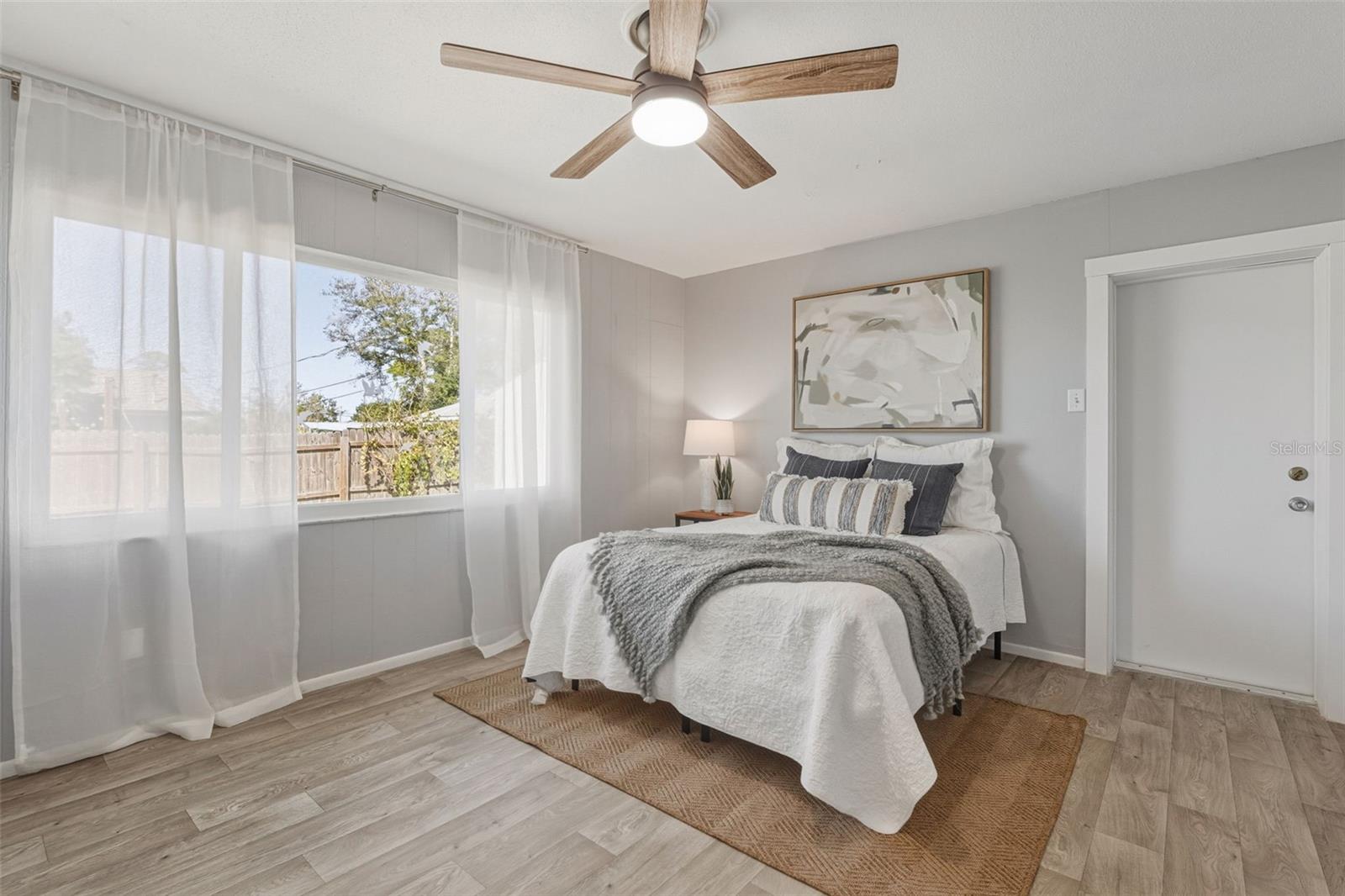 SOUTH VENICE - Residential