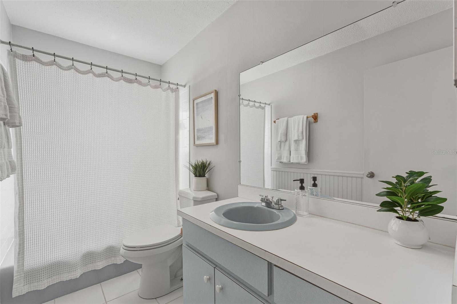 SOUTH VENICE - Residential