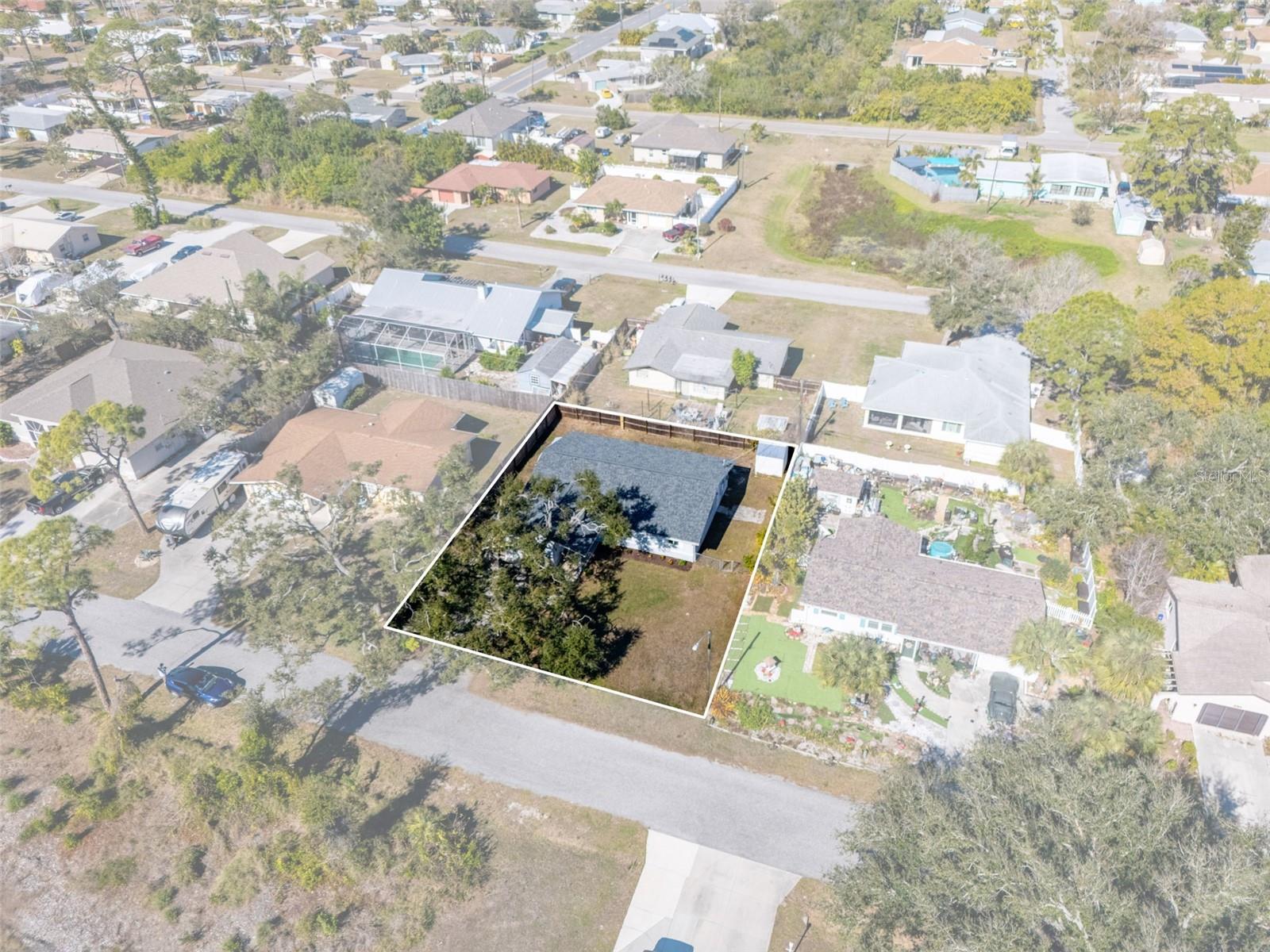 SOUTH VENICE - Residential