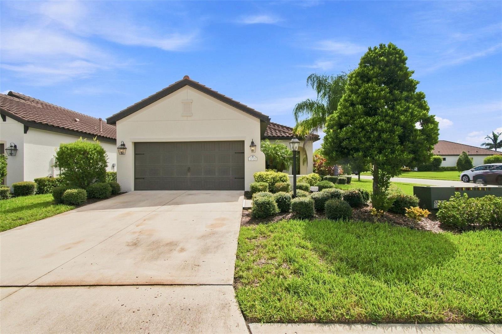 3723 AZURITE WAY