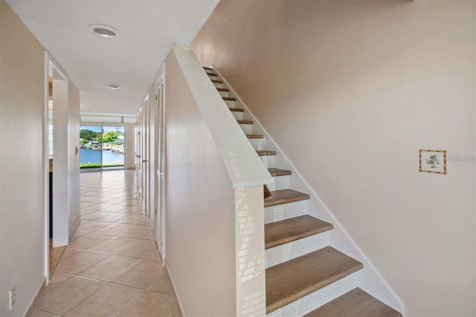 PALM CLUB CONDO - Residential