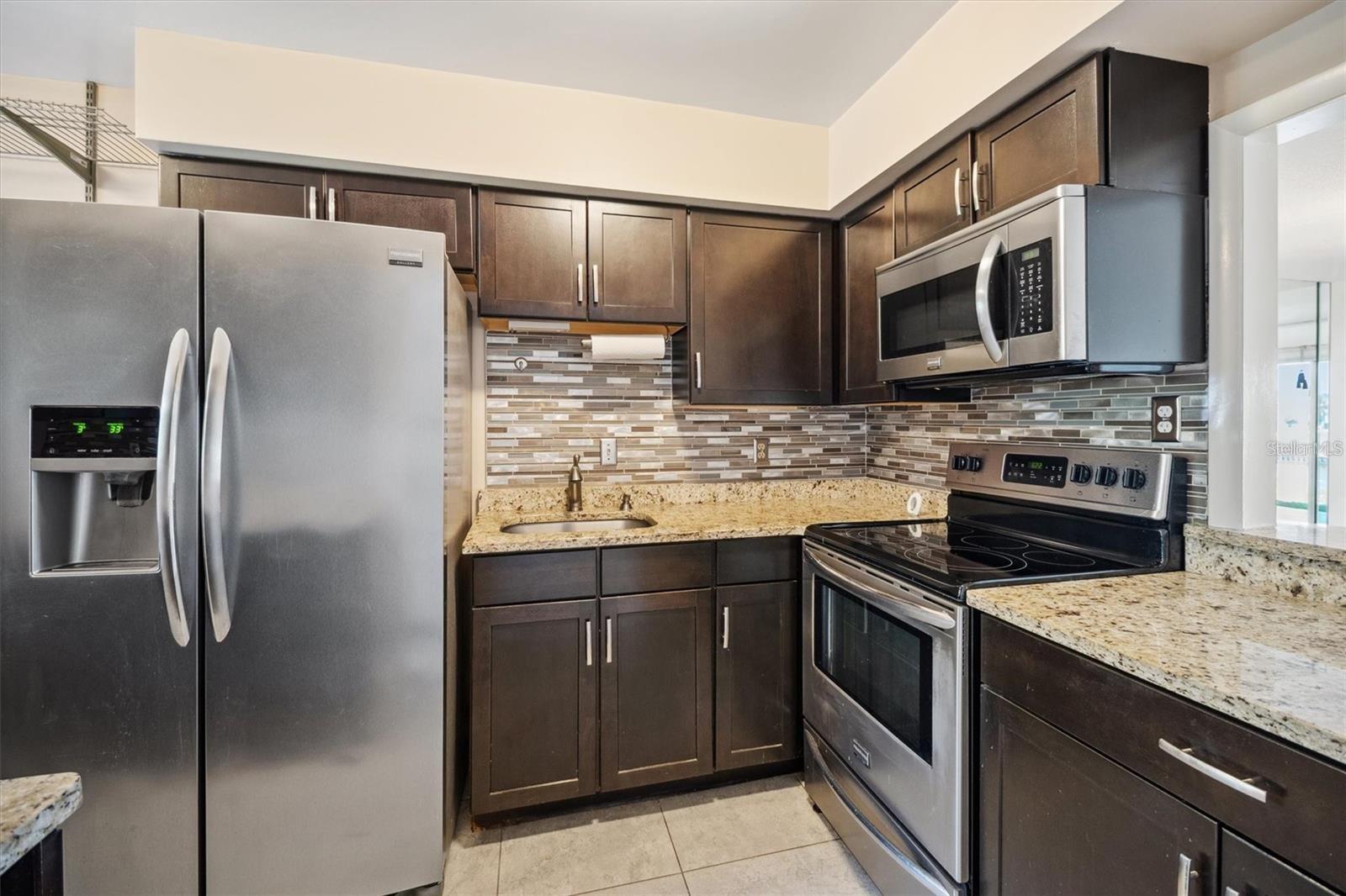 PALM CLUB CONDO - Residential