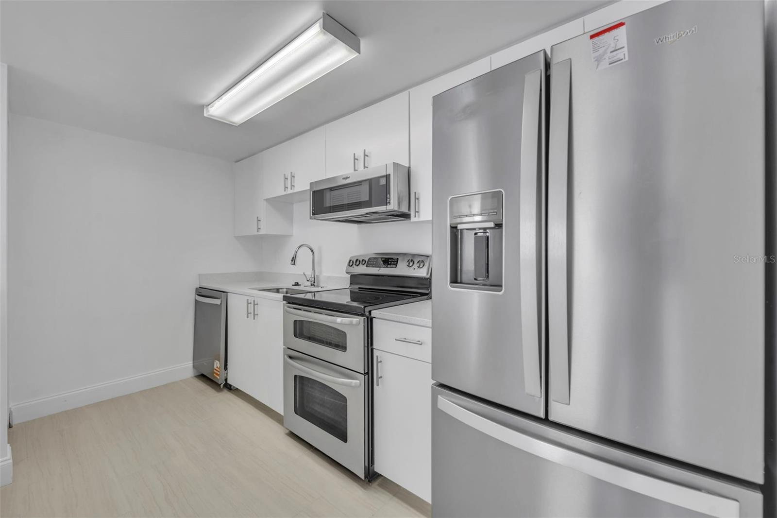 OCEAN RITZ CONDO - Residential Lease