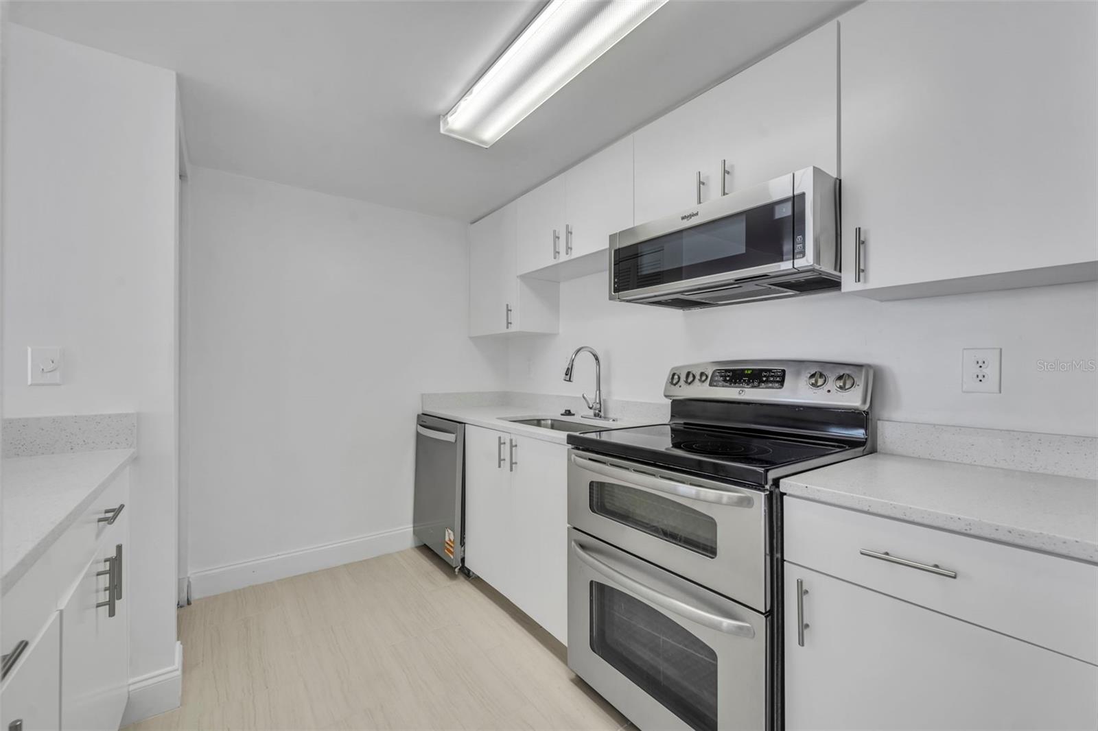 OCEAN RITZ CONDO - Residential Lease
