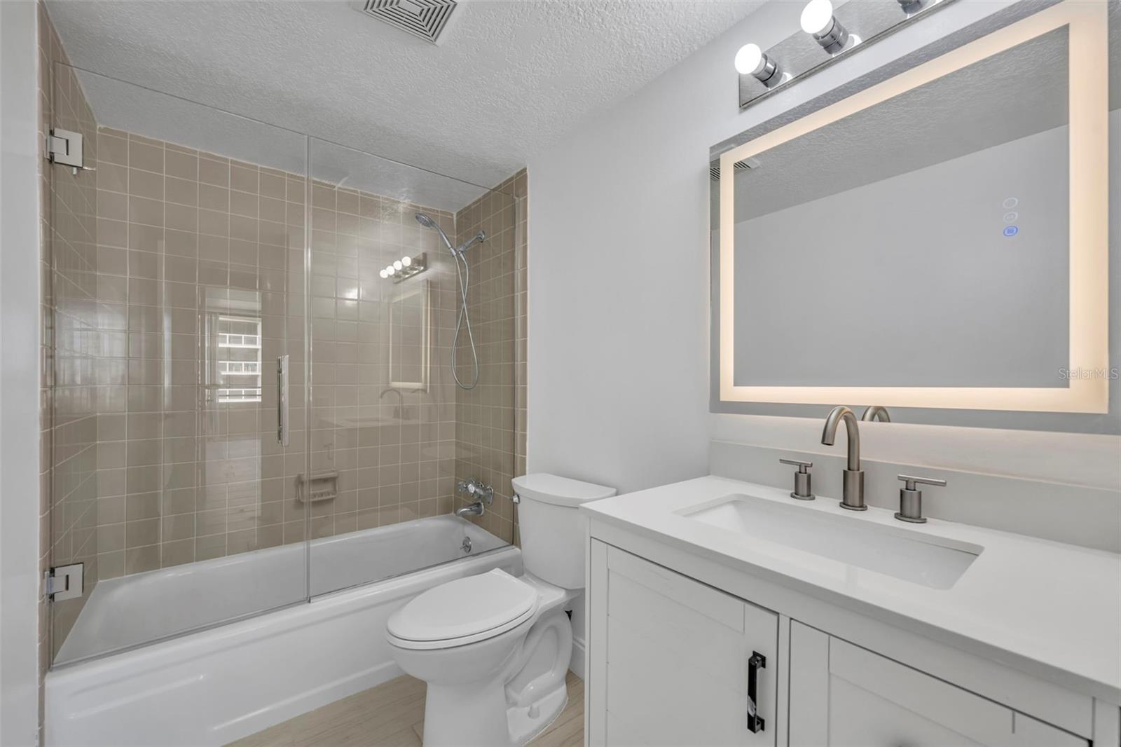 OCEAN RITZ CONDO - Residential Lease