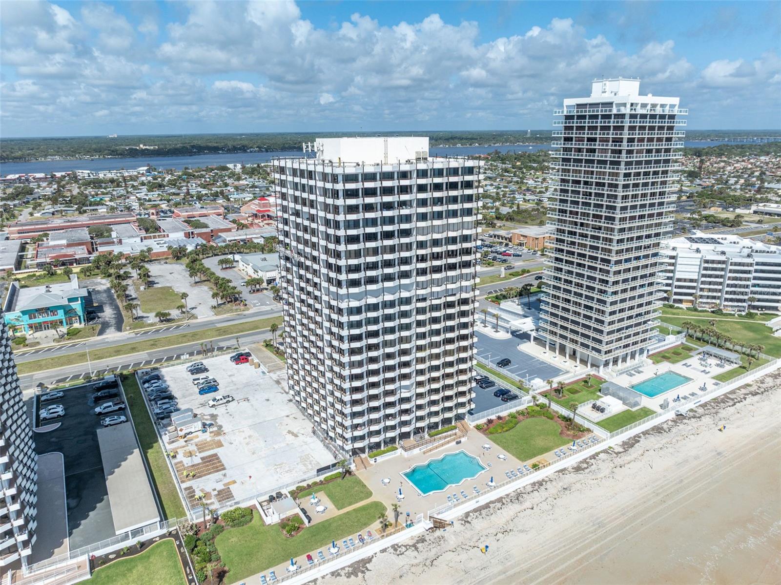OCEAN RITZ CONDO - Residential Lease