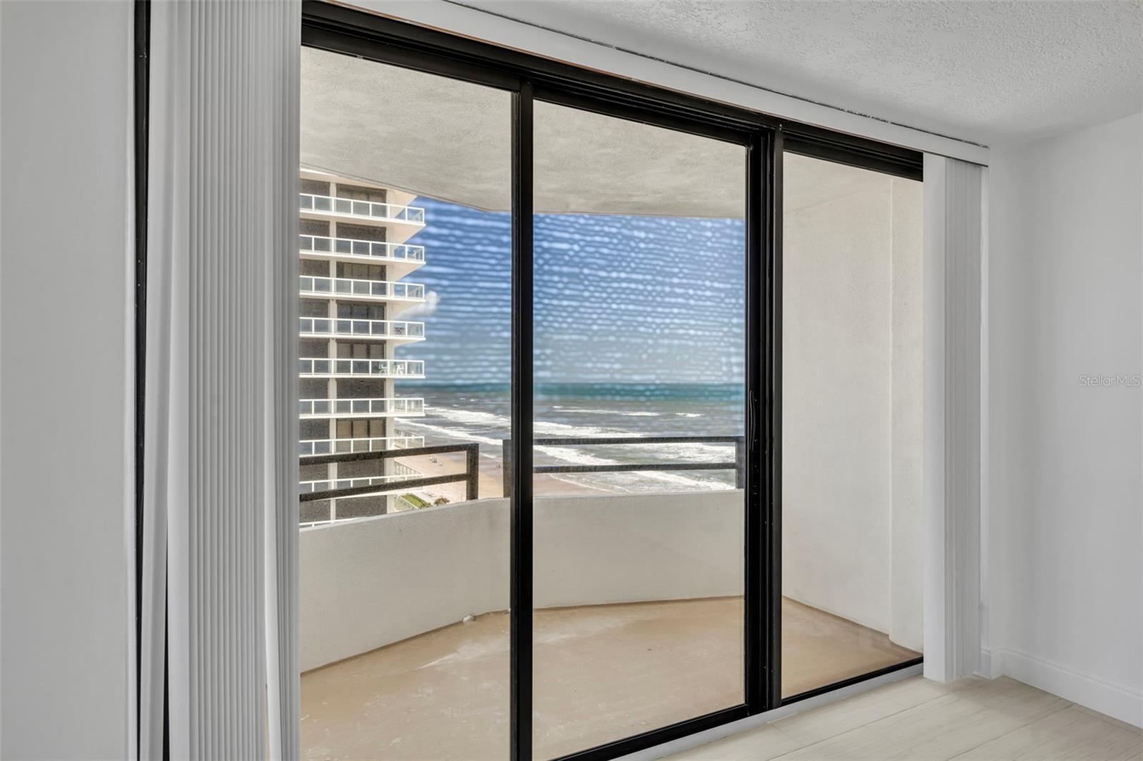 OCEAN RITZ CONDO - Residential Lease