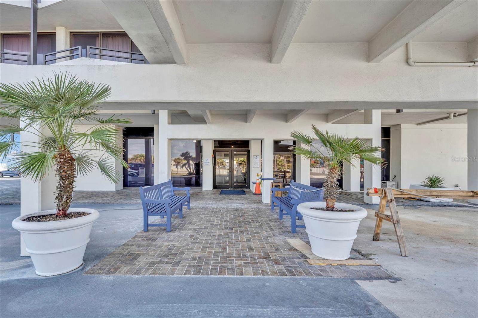 OCEAN RITZ CONDO - Residential Lease