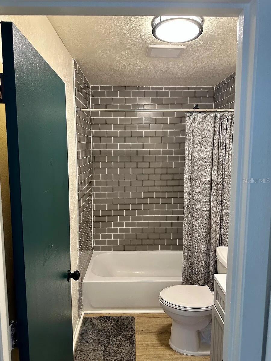 LAKEWOOD PLACE - Residential Income