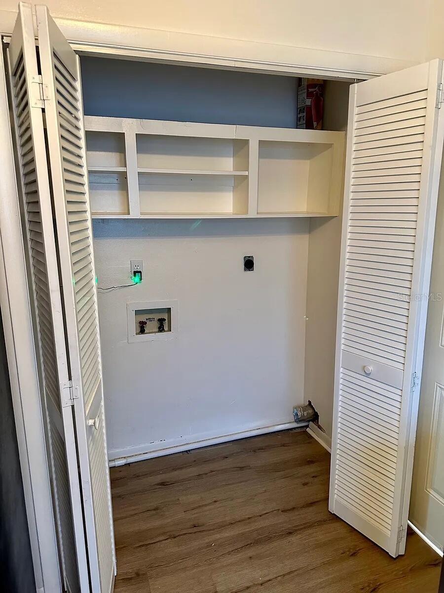 LAKEWOOD PLACE - Residential Income