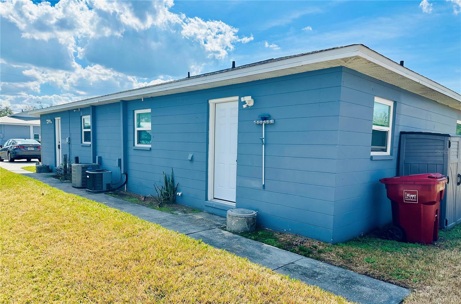 LAKEWOOD PLACE - Residential Income