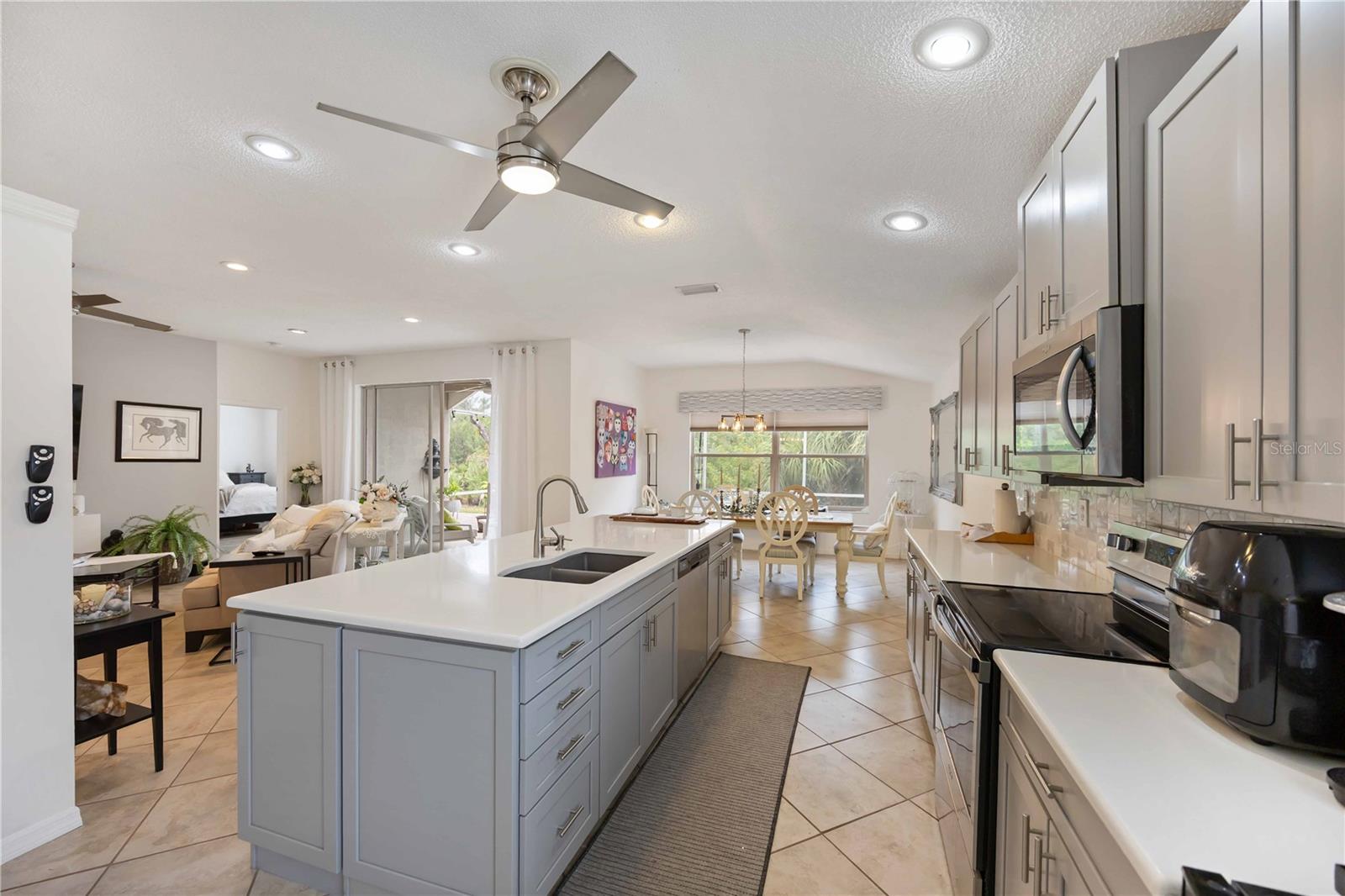 FAIRWAY VILLAGE PH 3 - Residential