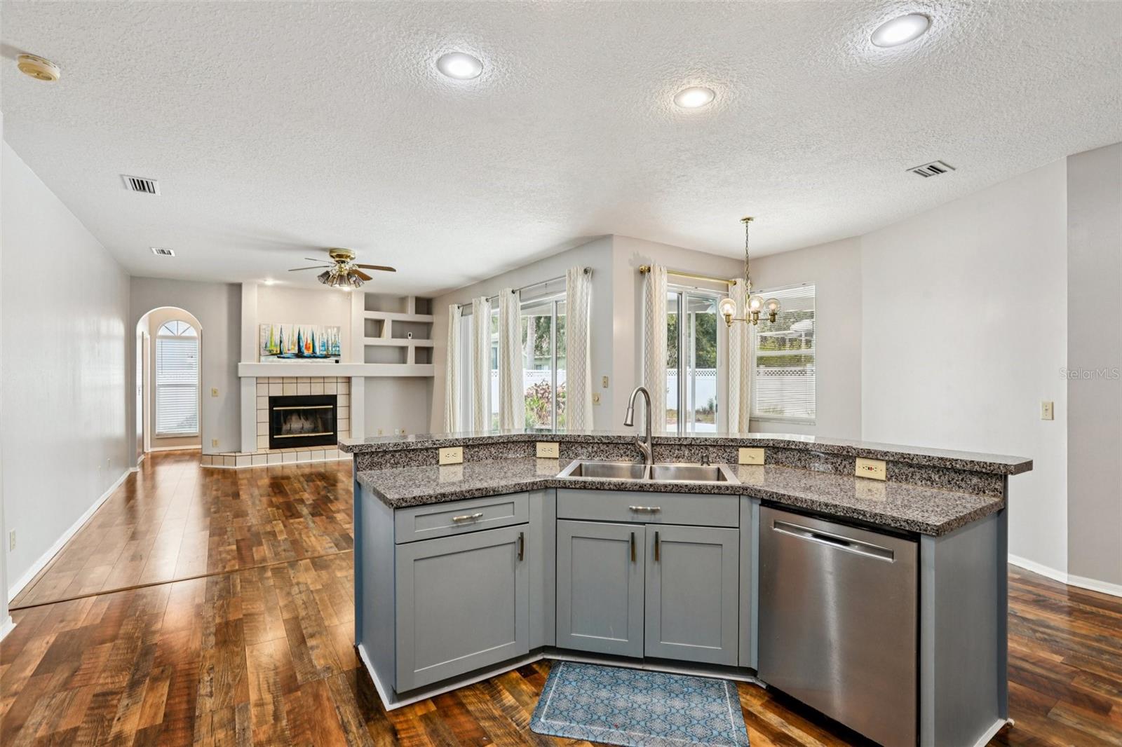 HUNTERS GREEN PRCL 14A PHAS - Residential