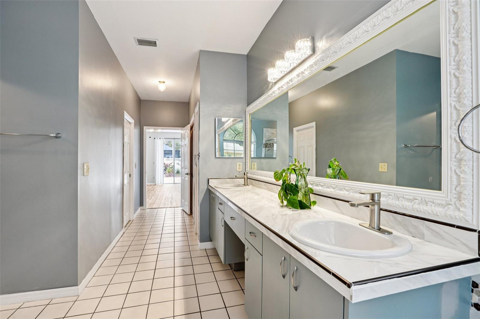 HUNTERS GREEN PRCL 14A PHAS - Residential