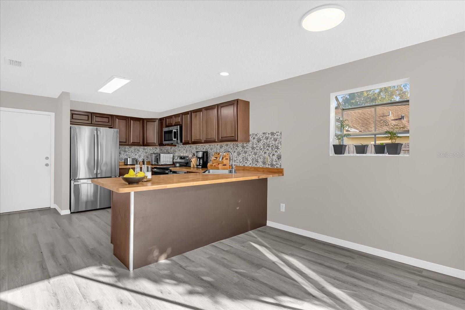 METROWEST REP TR 10 - Residential