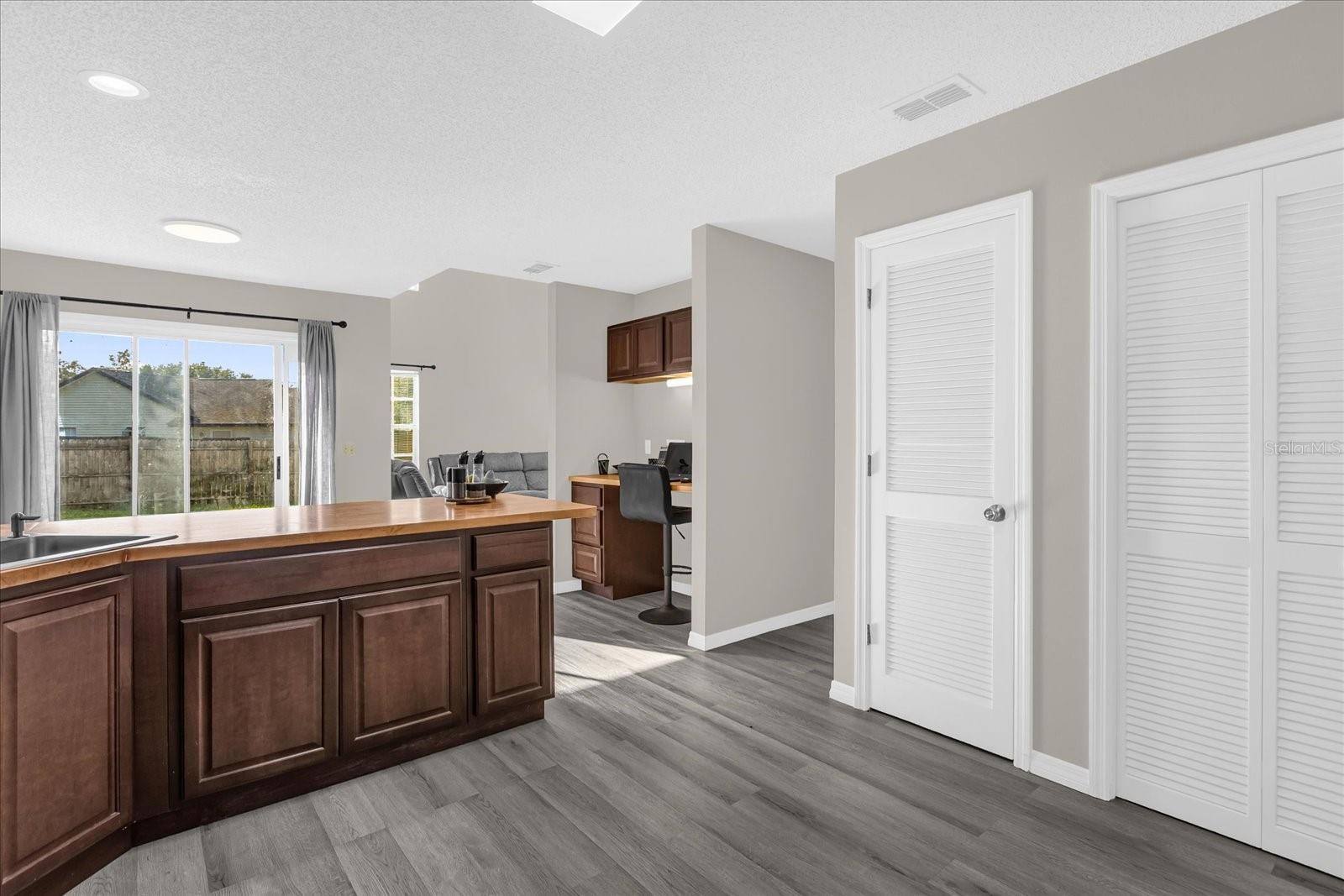 METROWEST REP TR 10 - Residential