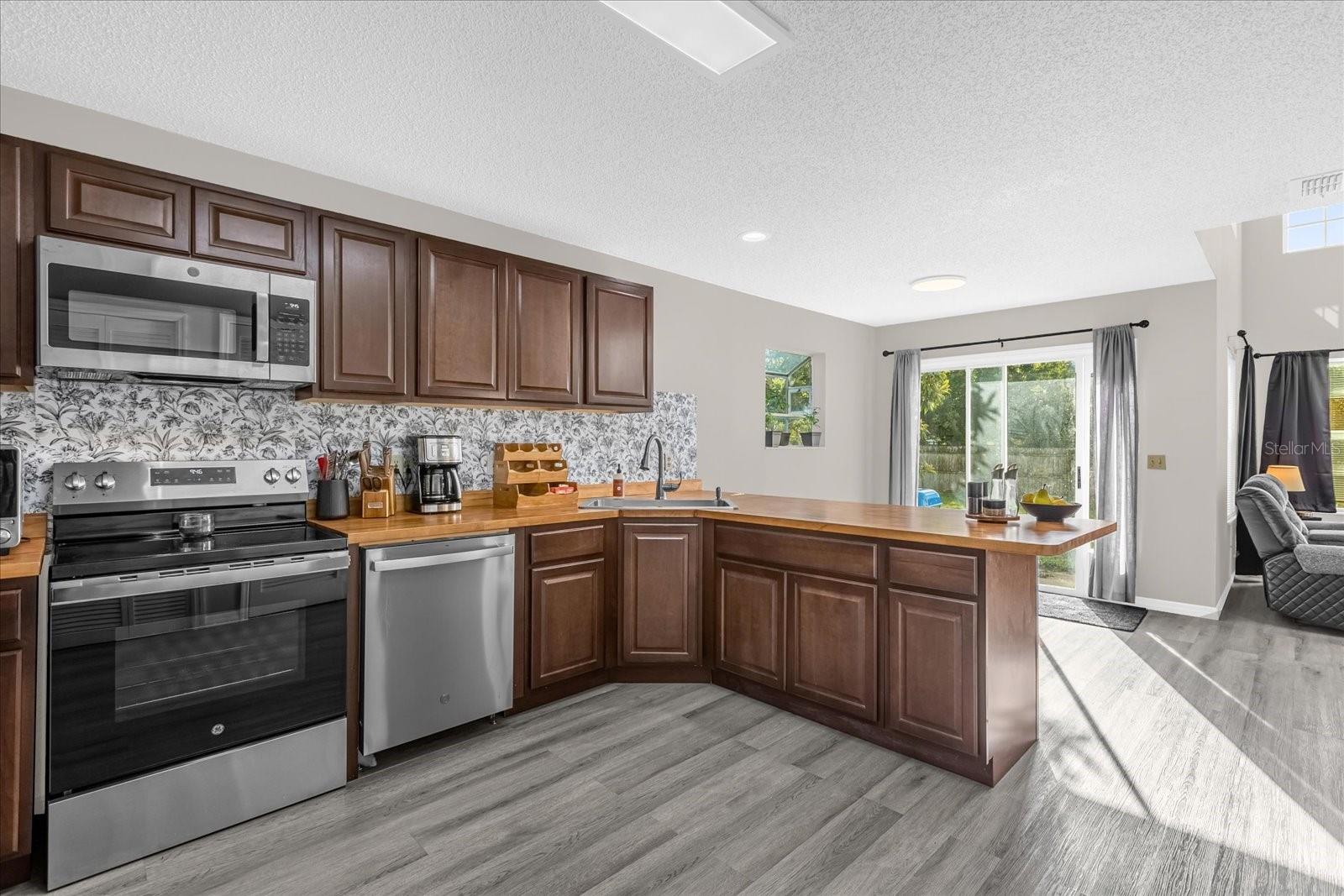 METROWEST REP TR 10 - Residential