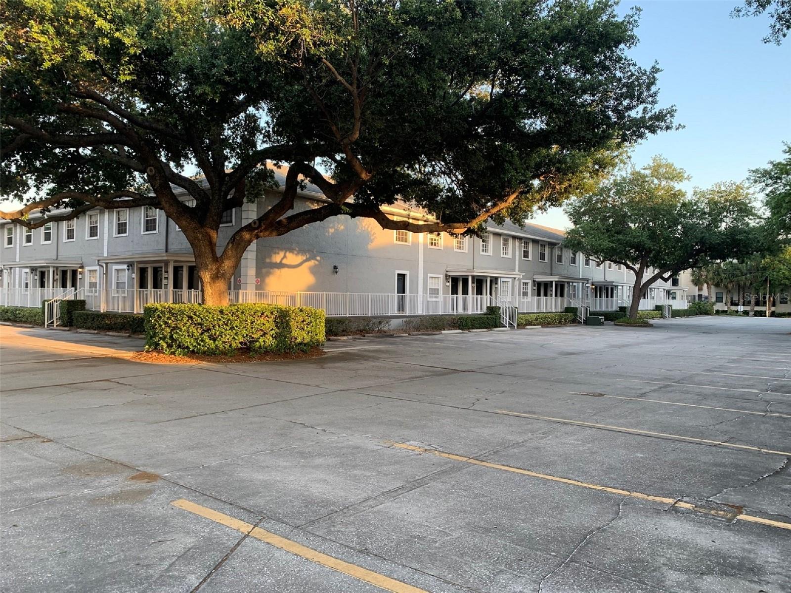 Marina Point Office Center - Right at the corner of Gandy and Westshore, this Office space is in a great location, central to the Tampa Bay area. Be in downtown Tampa or downtown St Pete in minutes. The office has wood vinyl plank flooring throughout . It is currently set up as 2 office spaces and a large waiting/entry area that can easily be used as a third office. $1600/mo includes water and trash. Close by for lunch or after work enjoy Salt Shack or Hula Bay, both minutes away and on the water!