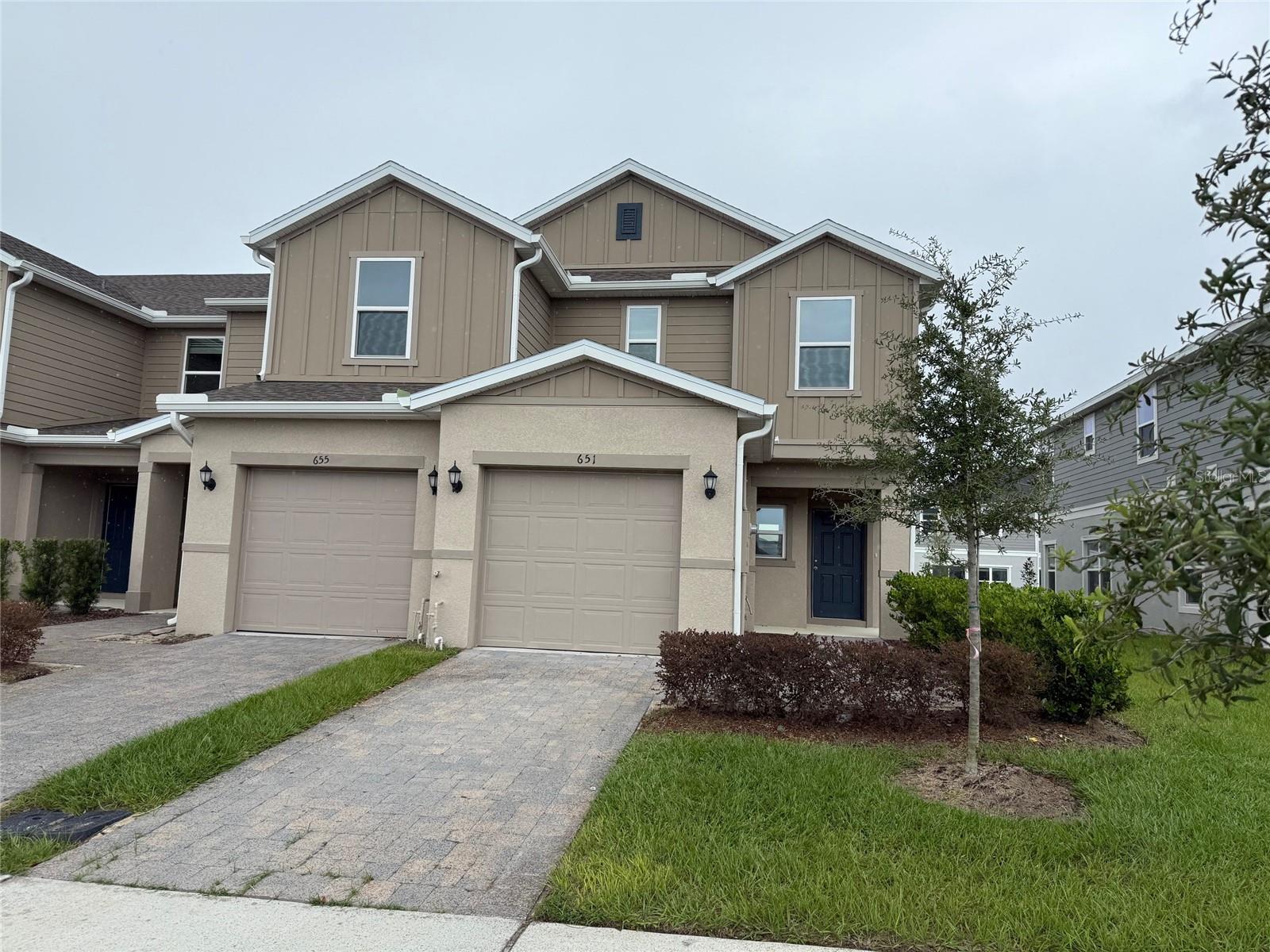 RESERVE/FRST LK PH 1 - Residential Lease