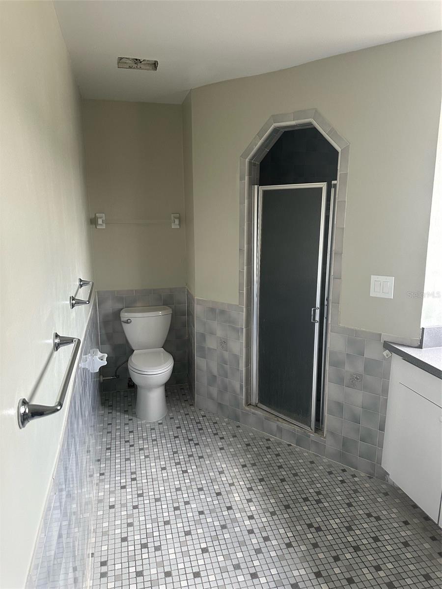 ACREAGE & UNREC - Residential