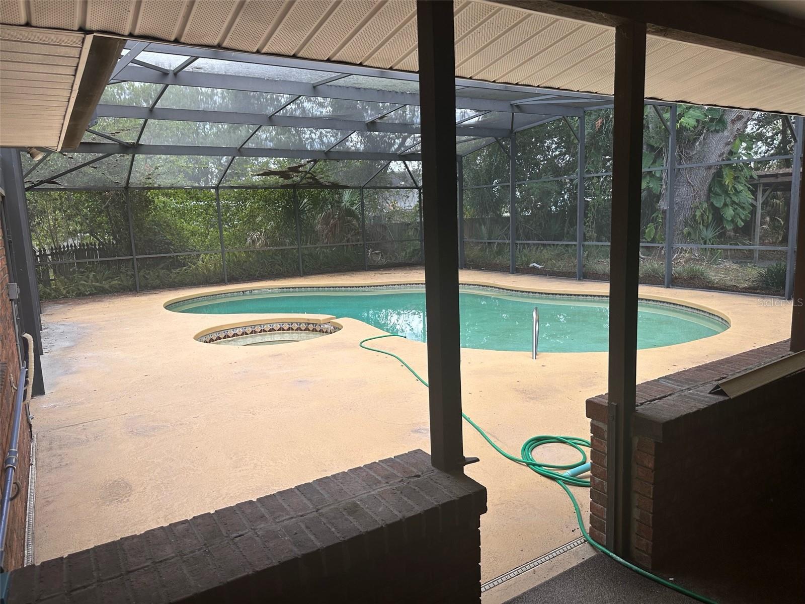 ACREAGE & UNREC - Residential