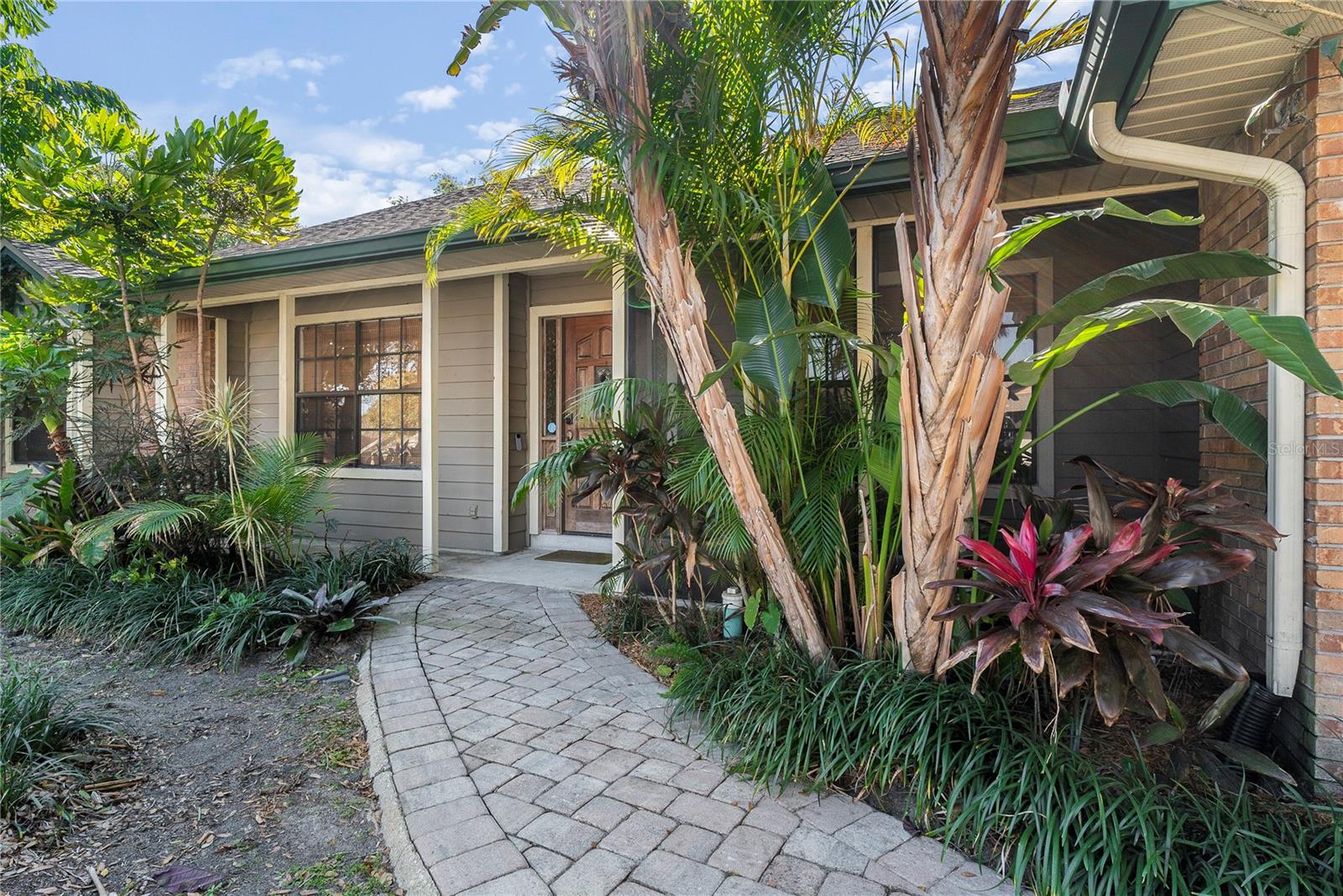 1113 CLIMBING ROSE DRIVE