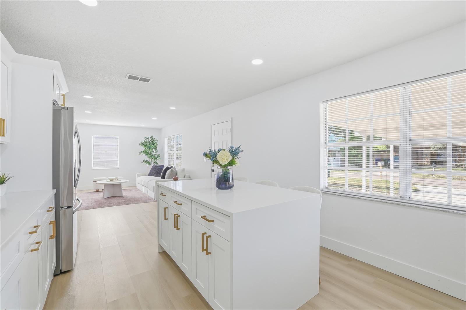 TREASURE PK - Residential