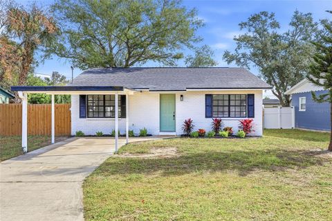 Photo of 6228 S Adelia Avenue, Tampa, FL 33616 (MLS # TB8450448)