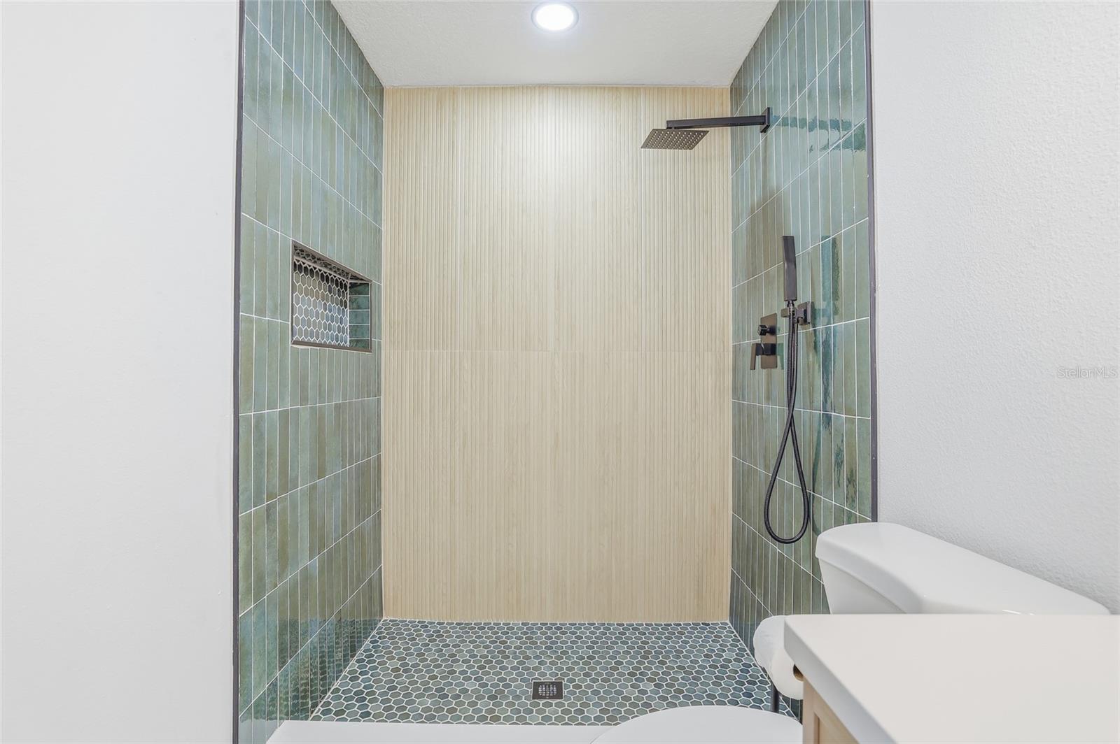 TREASURE PK - Residential