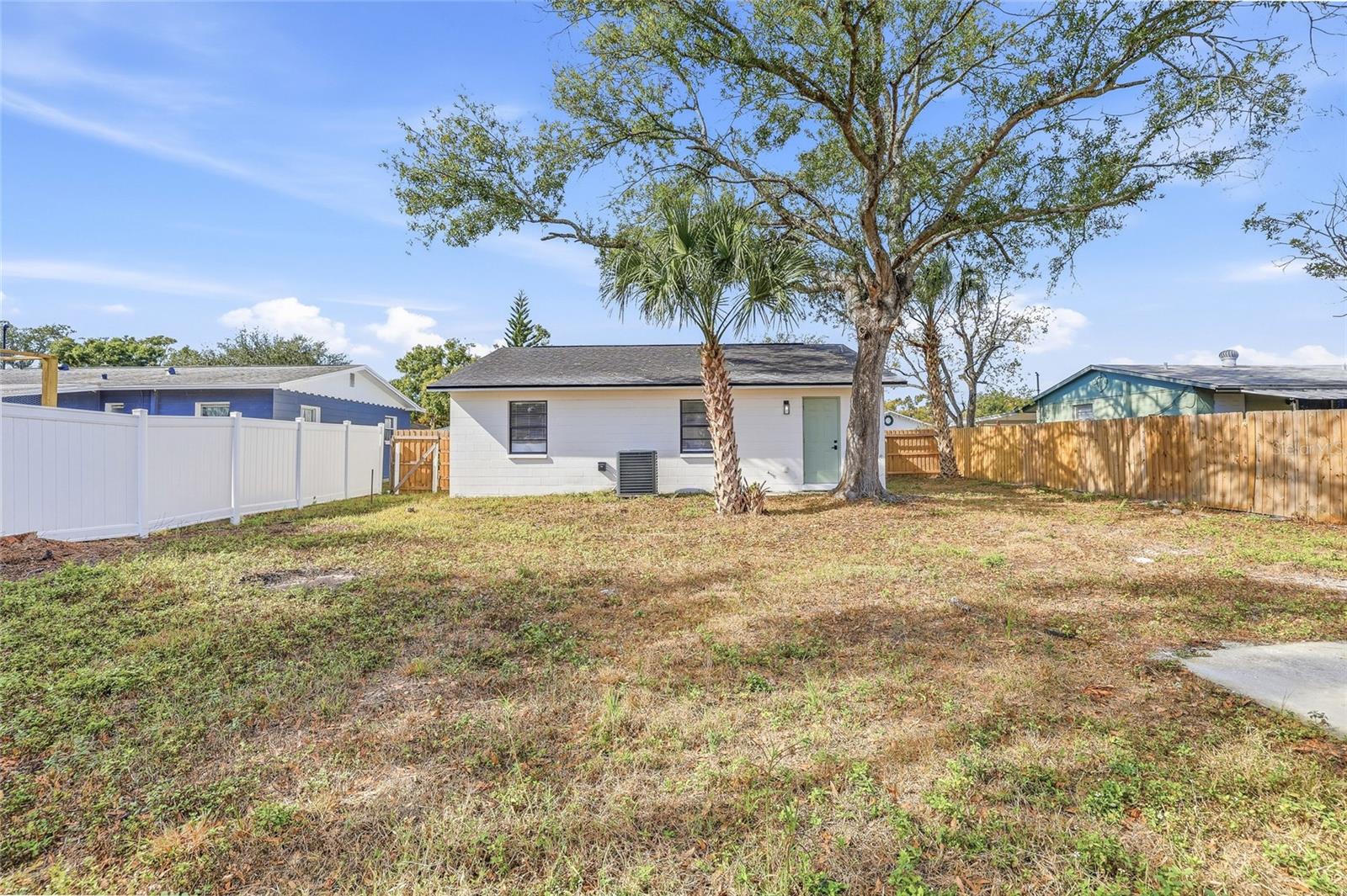 TREASURE PK - Residential