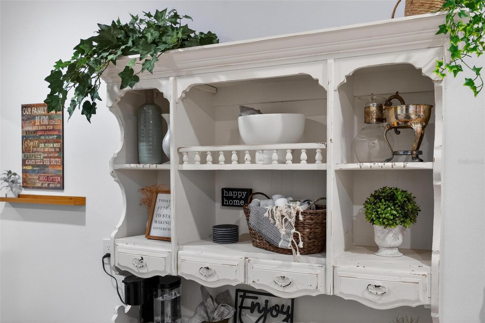 MOUNT DORA GRANITE STATE COURT - Residential