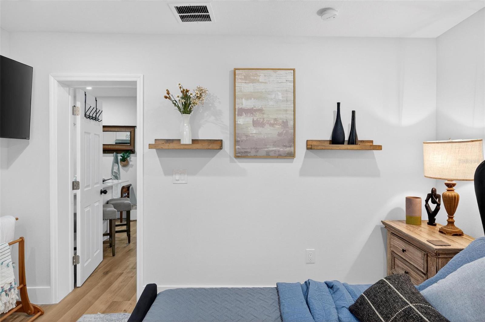 MOUNT DORA GRANITE STATE COURT - Residential