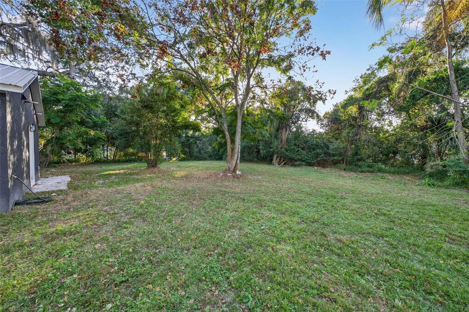 MOUNT DORA GRANITE STATE COURT - Residential