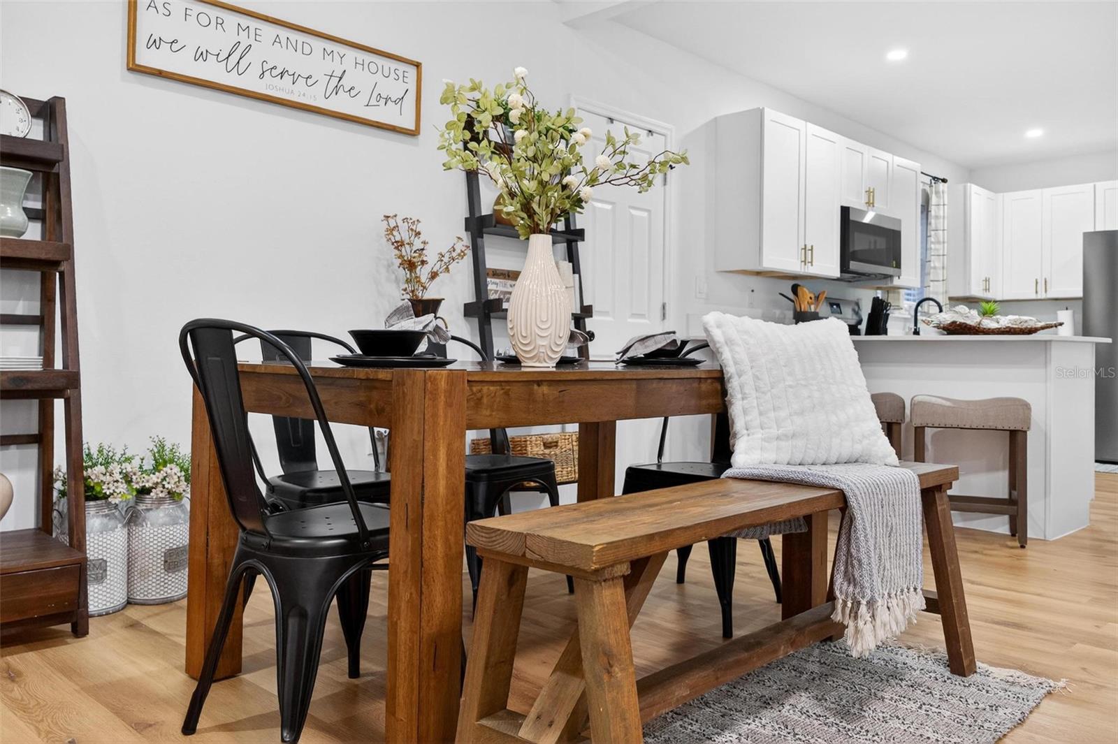 MOUNT DORA GRANITE STATE COURT - Residential