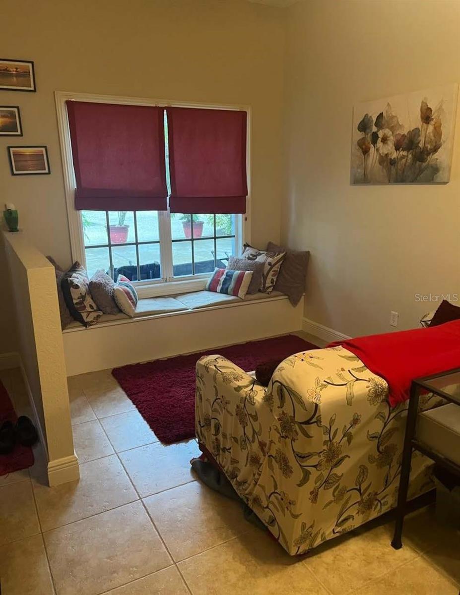 MISSION VALLEY ESTATE SEC A - Residential
