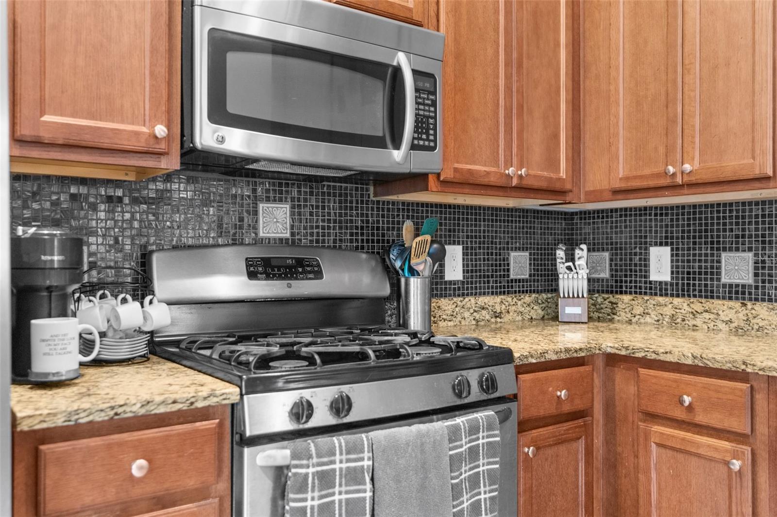 LAKESHORE RANCH PH I - Residential