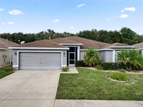 A home in LAKELAND