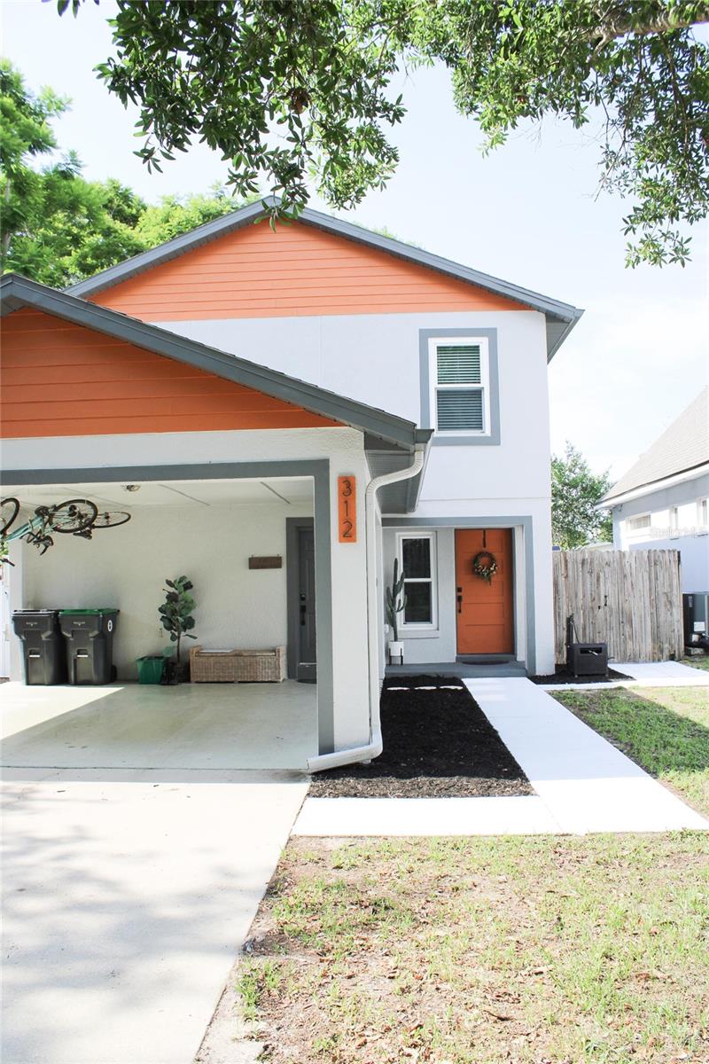 312 W HULL AVENUE