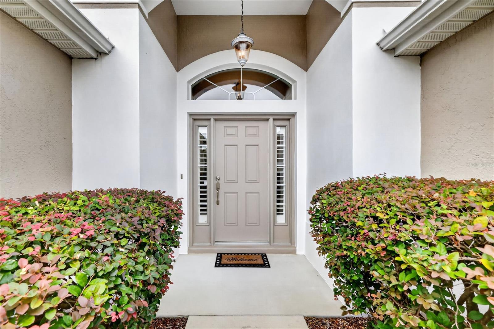 3376 MAYFLOWER LOOP