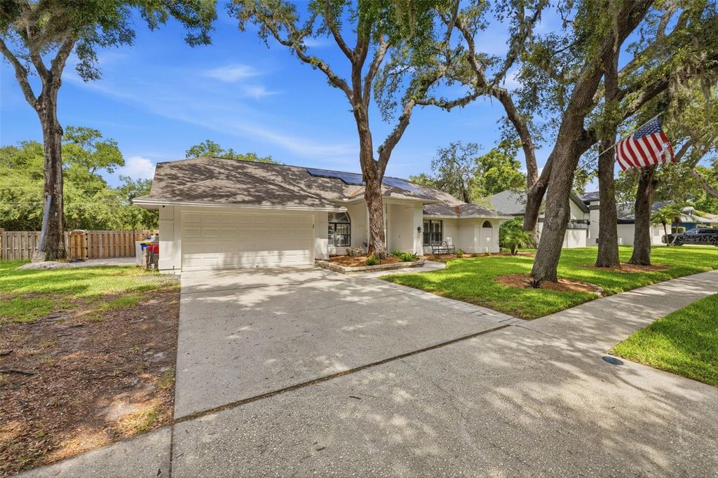 Photo of 1521 Waterwood Drive, Lutz, FL 33559 (MLS # TB8514856)