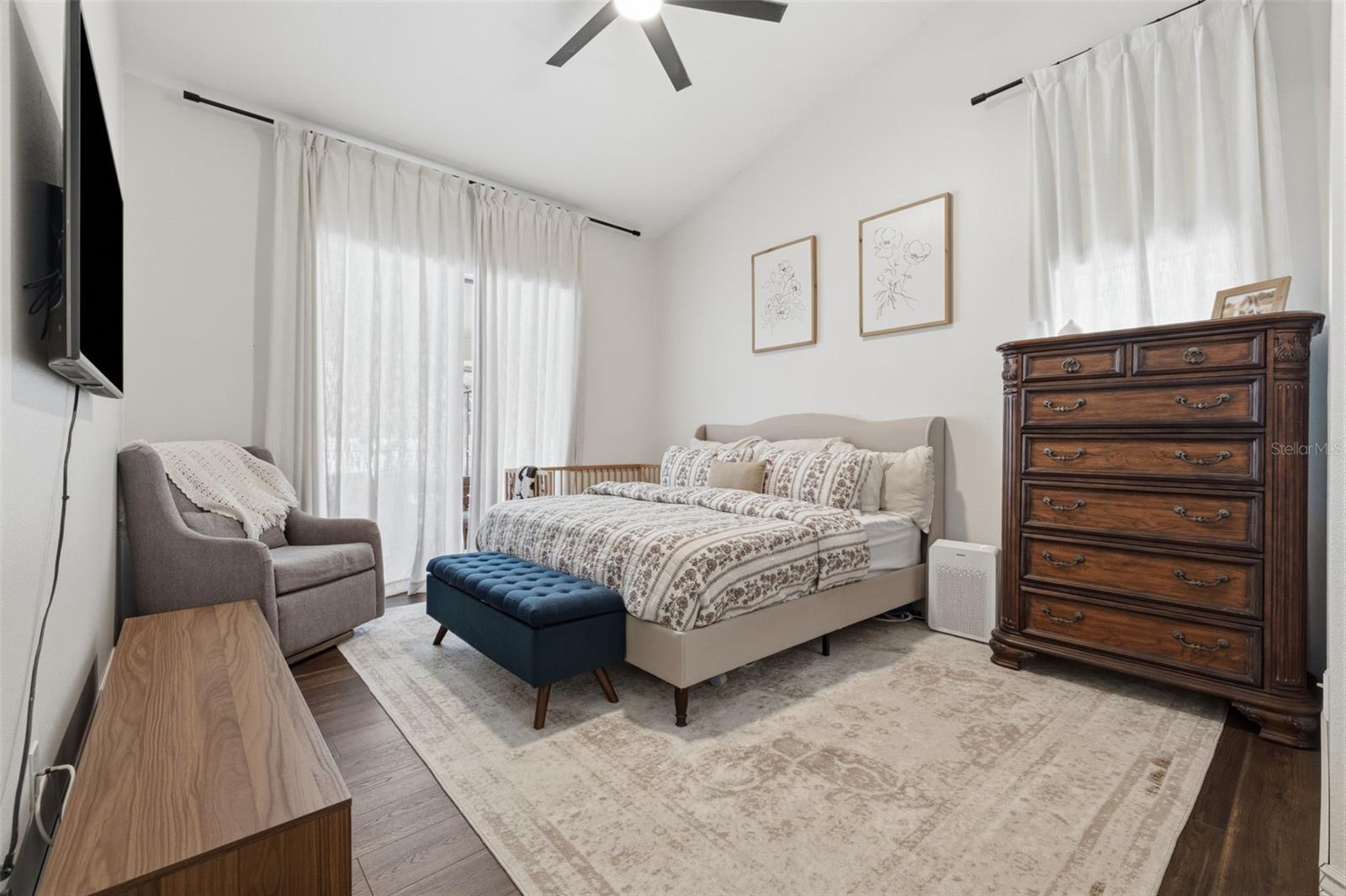 WOODRIDGE - Residential