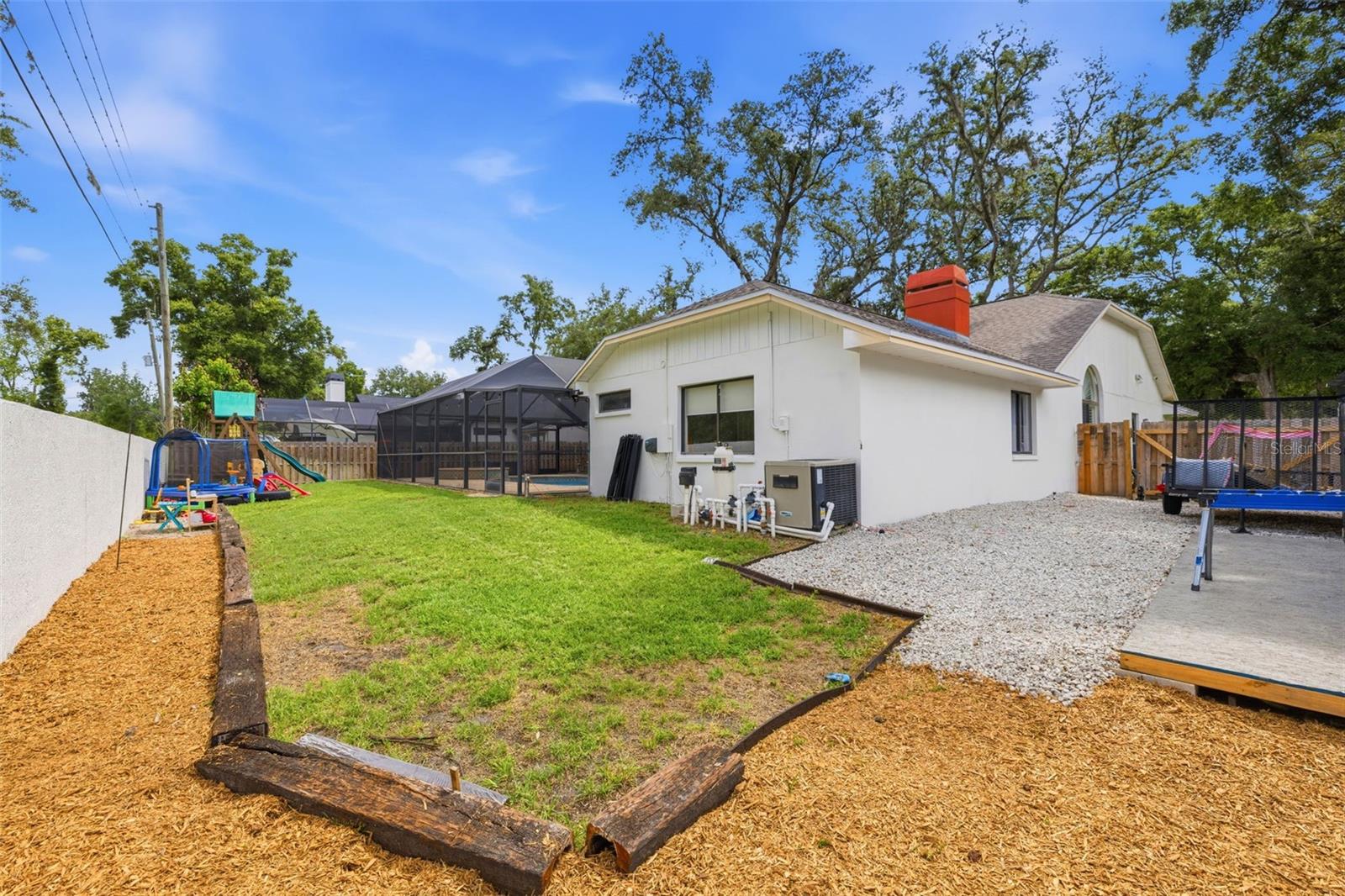 WOODRIDGE - Residential