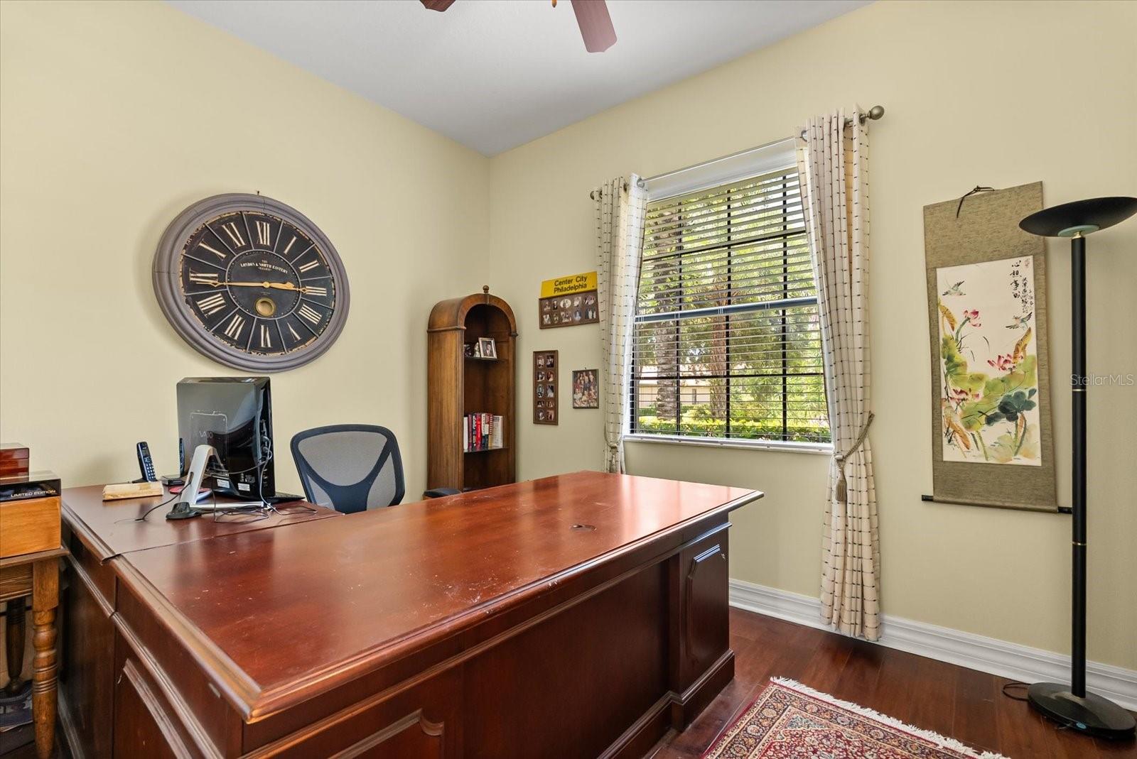 HEATHROW COUNTRY ESTATE - Residential