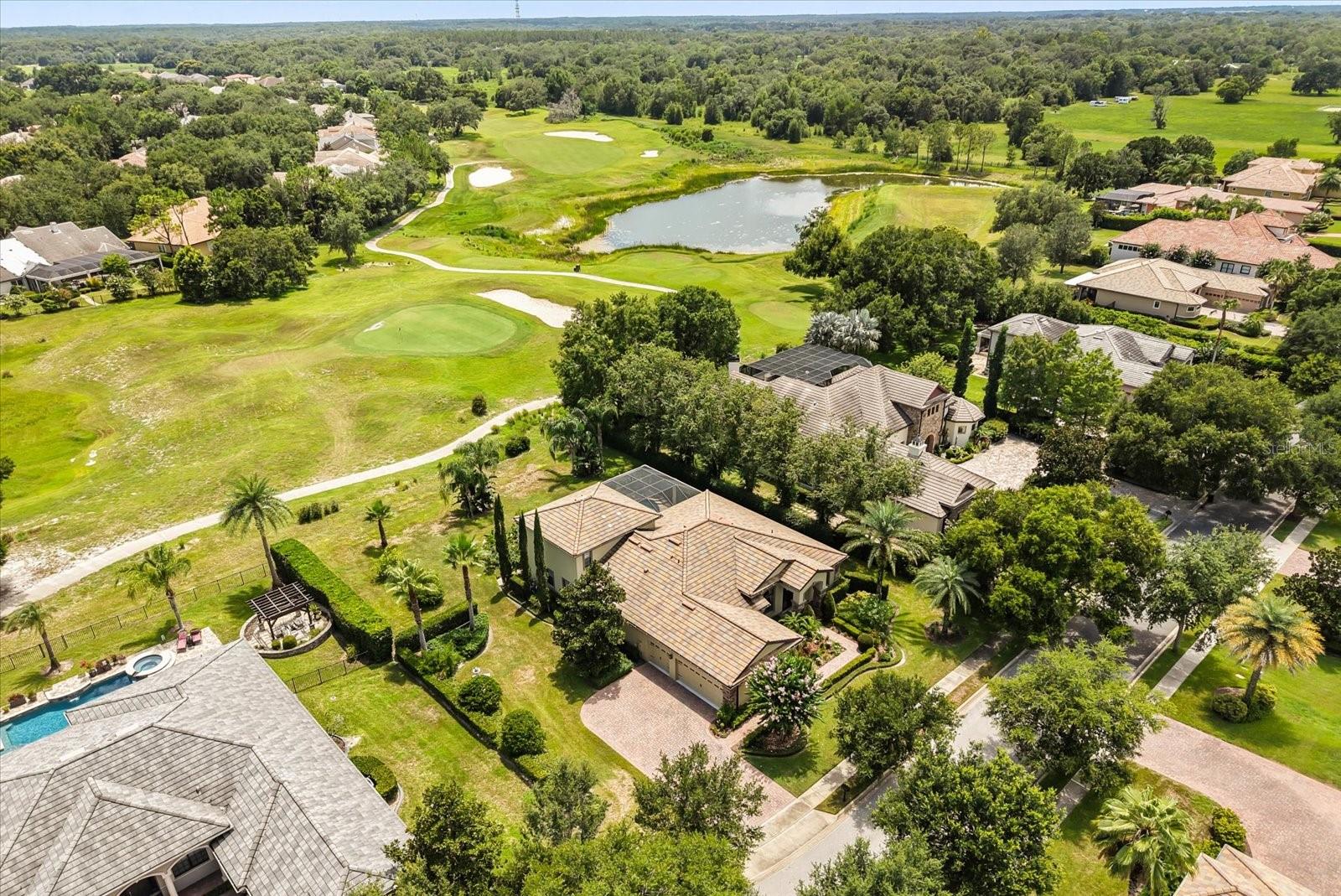 HEATHROW COUNTRY ESTATE - Residential