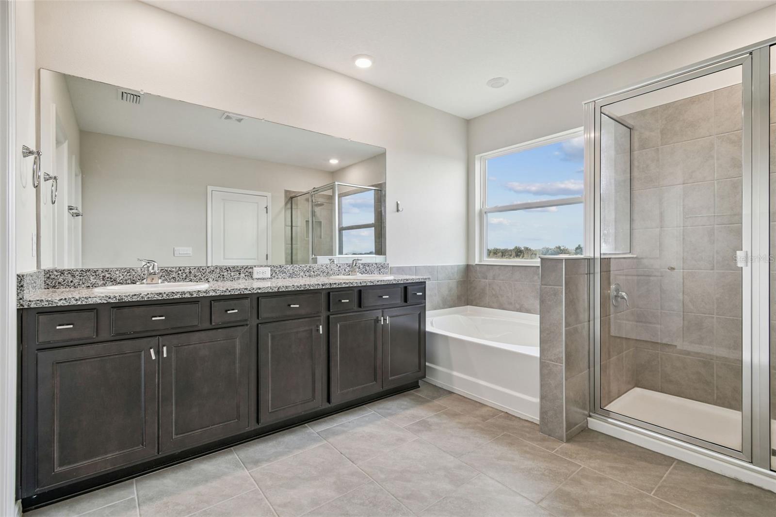 FARM AT VARREA - Residential Lease